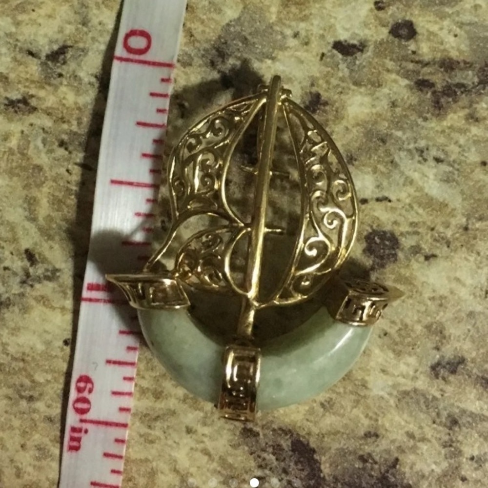 14k solid gold jade pendant